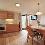 Migglwieshof 아파트 *